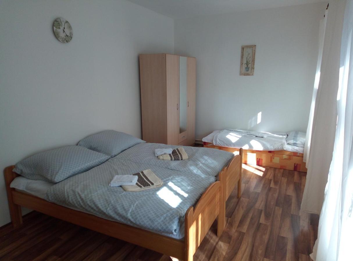 Penzion U Nahonu Mesto Touskov Bagian luar foto